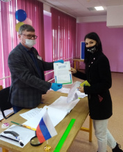 Завершился второй день голосования по выборам депутатов Государственной Думы РФ, Тюменской областной Думы и Думы Ханты-Мансийского автономного округа – Югры.  