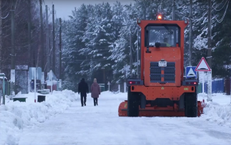 УБОРКА СНЕГА ПРОДОЛЖАЕТСЯ