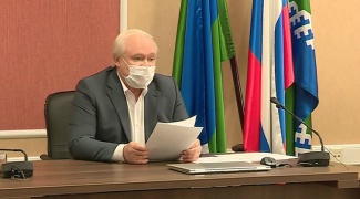 ГЛАВА РАЙОНА БОРИС САЛОМАТИН ОТВЕТИЛ НА ВОПРОСЫ ЖИТЕЛЕЙ В ПРЯМОМ ЭФИРЕ