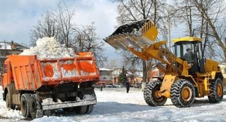 За две недели из поселений Нижневартовского района вывезено более 12 тысяч куб. метров снега