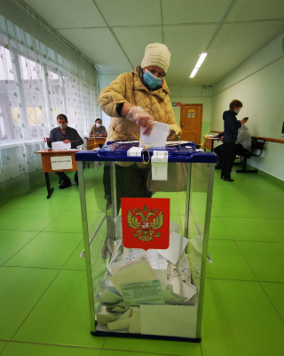 В дни голосования – 17, 18 и 19 сентября – на всех 22 избирательных участках Нижневартовского района обеспечена санитарно-эпидемиологическая безопасность