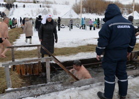 В ПРАЗДНИК КРЕЩЕНИЯ ГОСПОДНЯ ОБЕСПЕЧАТ БЕЗОПАСНОСТЬ ЖИТЕЛЕЙ РАЙОНА