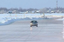 НА АВТОЗИМНИКАХ И ЛЕДОВЫХ ПЕРЕПРАВАХ ВВОДЯТСЯ ОГРАНИЧЕНИЯ